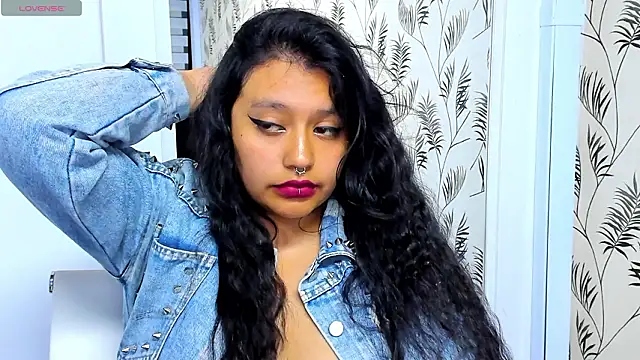 Chat XXX ao vivo de BeliaAbrahel