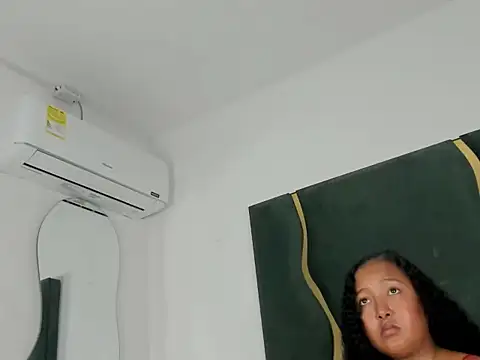 sweetdesireasm Webcam Show