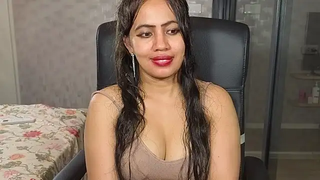 FannyXhot Adlı Modelin Canlı XXX Sohbeti