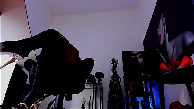 MistressDemisweet's Live XXX Chat