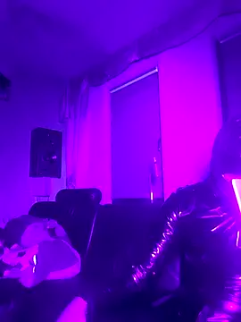 Crystalbitchx 网络视讯表演