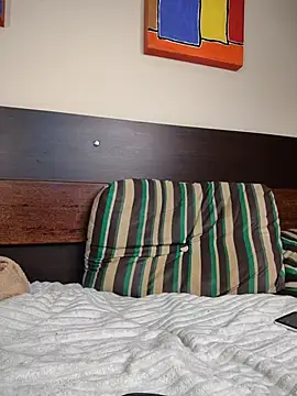 Queen-Bunny Live XXX-chat