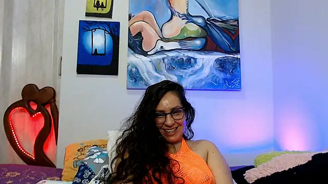 naihroby's Live XXX Chat