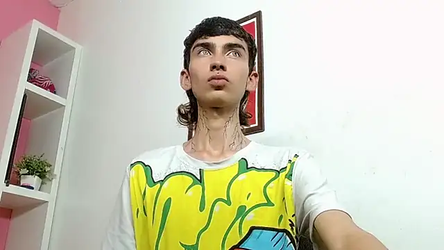 Chat XXX Live ttimy_x_boy