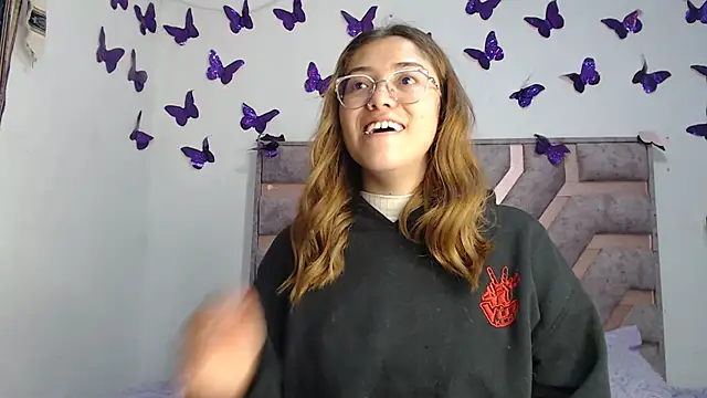 Anny-Fox 现场XXX聊天