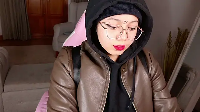 SelenaBlumX 现场XXX聊天