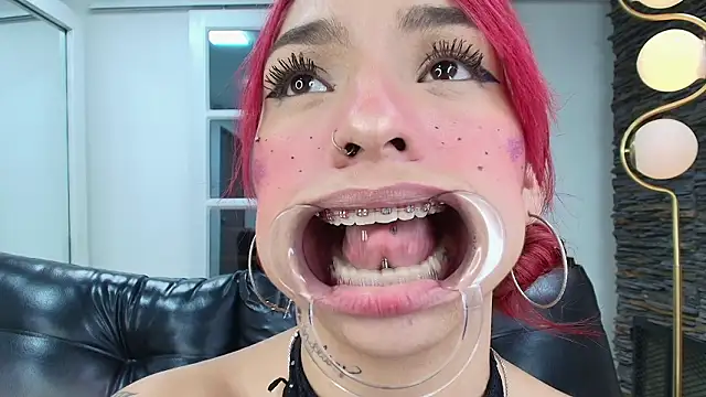 miss___abigail Chat XXX in diretta