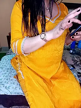 PRIYA_22 现场XXX聊天