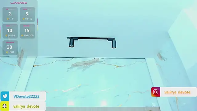 Chat XXX ao vivo de valirya_devote