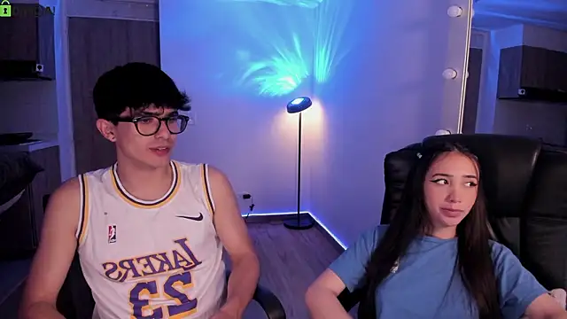 Mikeyvioleta_ 现场XXX聊天