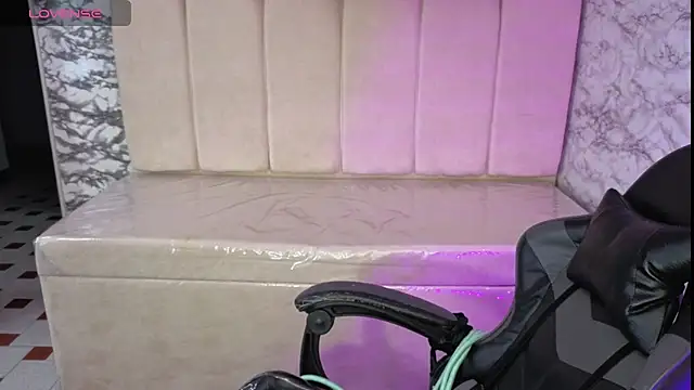 Evy_Luxx_v's Webcam Show