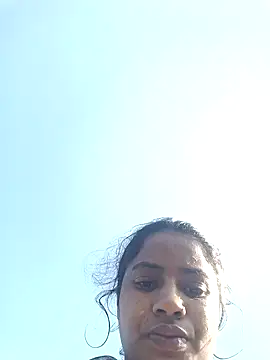 Chat XXX en directo de Poonam8080