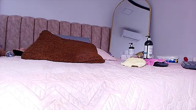 _linda_milk_ 现场XXX聊天