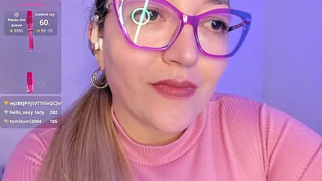 Naty_Mature_ élő XXX-chatje