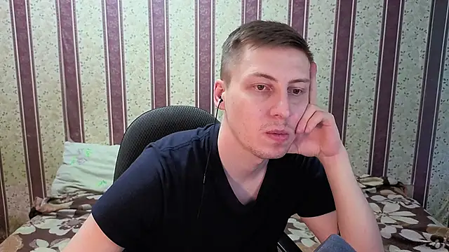 darienlarge 即時 XXX 聊天