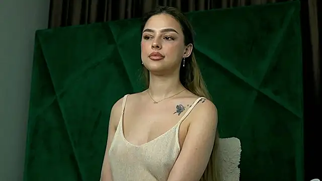 ScarletColes' Live XXX Chat