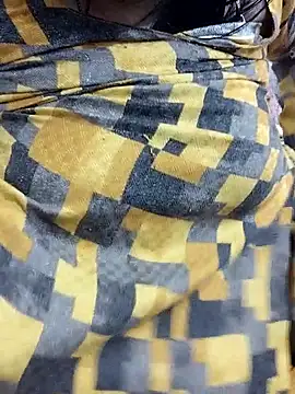 cutee_bhabhi 现场XXX聊天