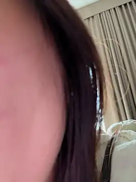 Chat +18 de AleksandraRich ao vivo