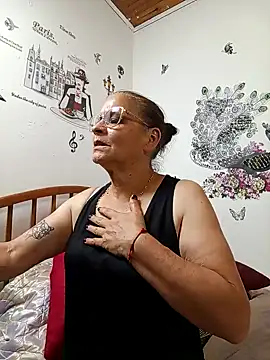 Chat +18 de katrina_perez ao vivo