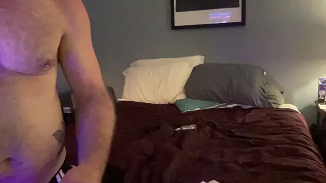 Chat +18 de NWBuilt ao vivo