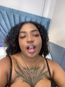 Cristal-Jonnes Obrolan Langsung XXX