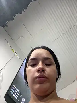 Luciaparker03 Chat XXX in diretta