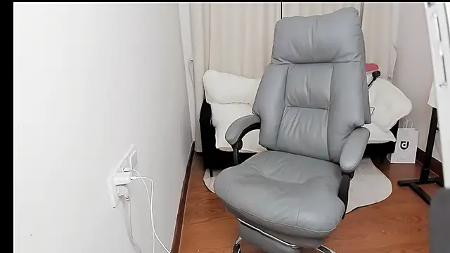 linlinjiang33 Chat XXX in diretta