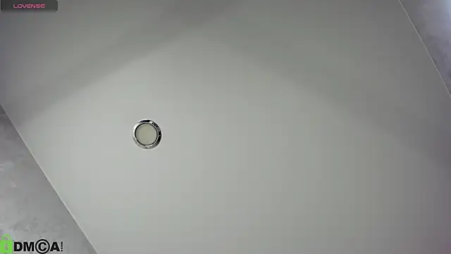 Chat +18 de Bonn1e_Rose ao vivo