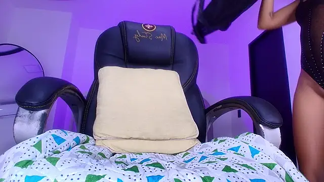 naomi_kyse Obrolan Langsung XXX