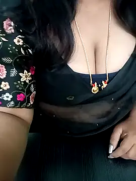 your-sameera Adlı Modelin Canlı XXX Sohbeti