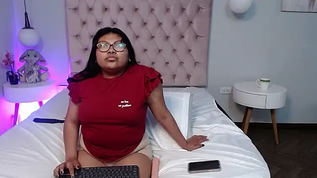 Kiri_Black_ Chat XXX in diretta