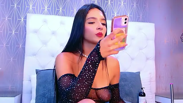 دردشة MiaSweeths الجنسية المباشرة