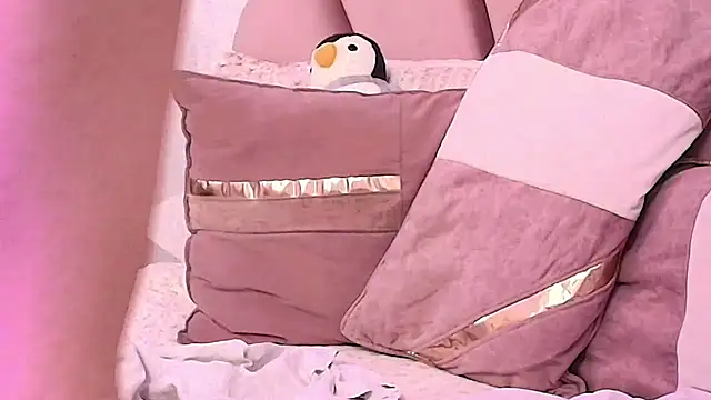 Вебкам-шоу KylieMonnett