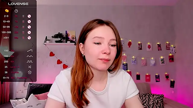 LanaBlu_ Pertunjukan Webcam