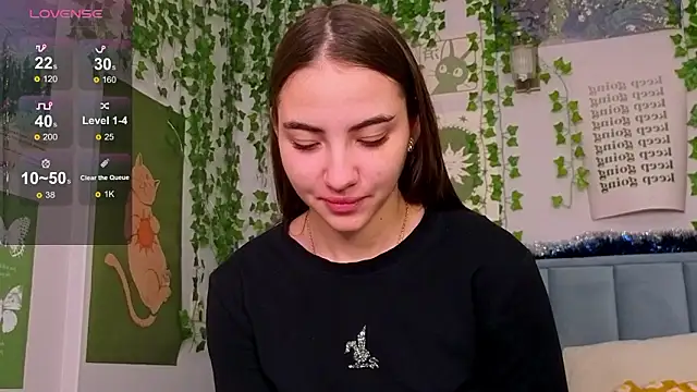 Fit_Brunette_ Adlı Modelin Canlı XXX Sohbeti