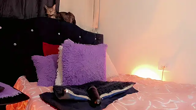 lesly_xx – Kamerová šou