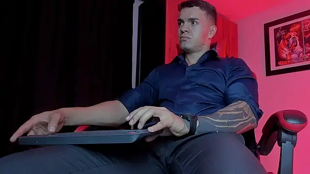 ALPHA_DOMINUS_'s Webcam Show