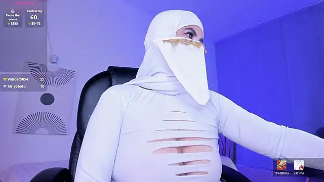 Hannaa_Dolly Adlı Modelin Canlı XXX Sohbeti