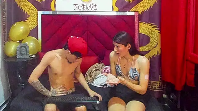 Pride_couple Adlı Modelin Canlı XXX Sohbeti