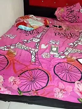 CurlyBitch – Kamerová šou