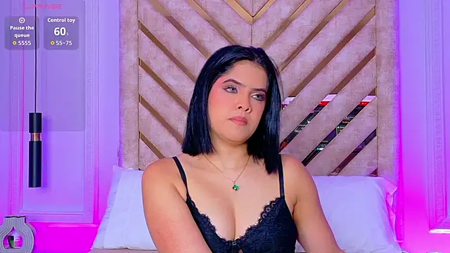 Chatroom XXX en direct de Martina-Roberts-