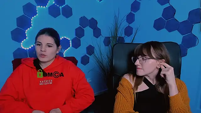 Chat XXX en directo de lizzie_boom_