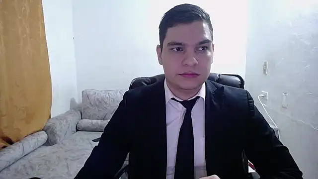 Victor_Maitland: онлайн-секс-чат