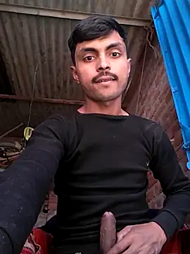 YOUR-LOVER-2: διαδικτυακό σόου στην κάμερα