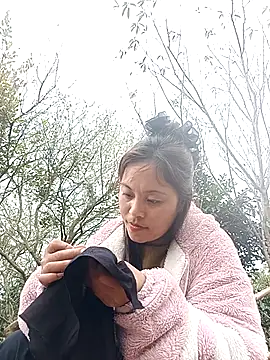 Alice-567's Live XXX Chat