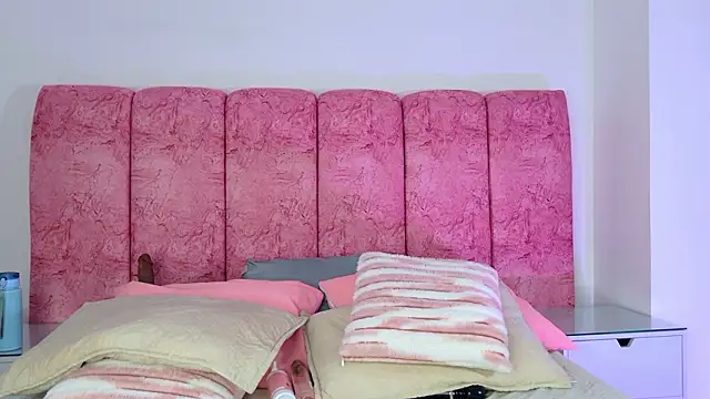 emmacurvy's Live XXX Chat