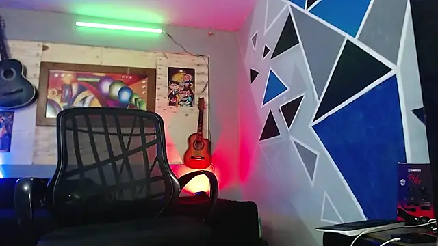 MagnusFrost: онлайн-секс-чат