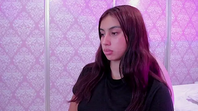 Zharyt_18's Live XXX Chat