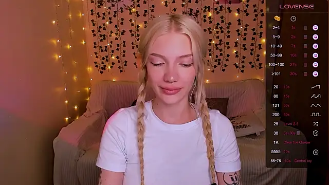 AnyaTaylor_ Live XXX-Chat