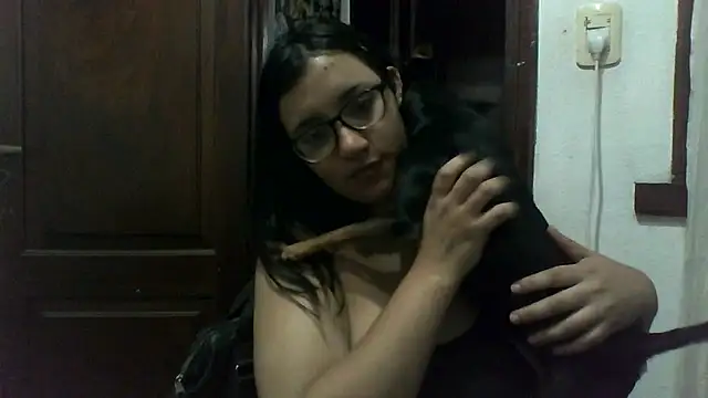 PrincesaCaprichosa's Live XXX Chat